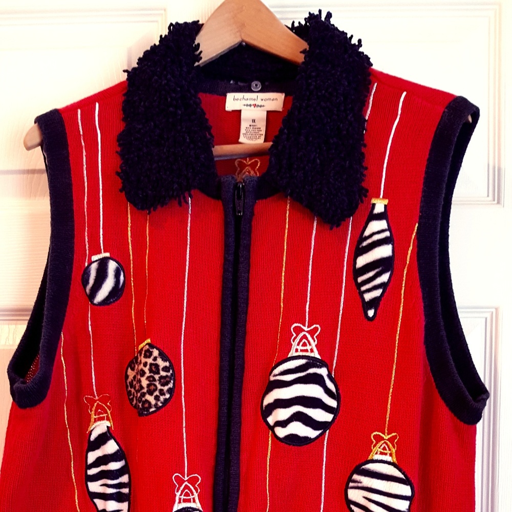 Bechamel Woman Fun Animal Print Sweater Vest